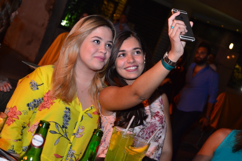 Bistrobar Live Hamra on Saturday Night